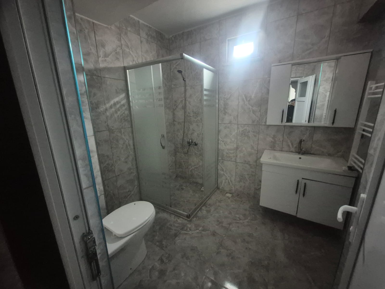 KAPAKLI KAYMAKAMLIĞI ARKASI SIFIR 2+1 DAİRE